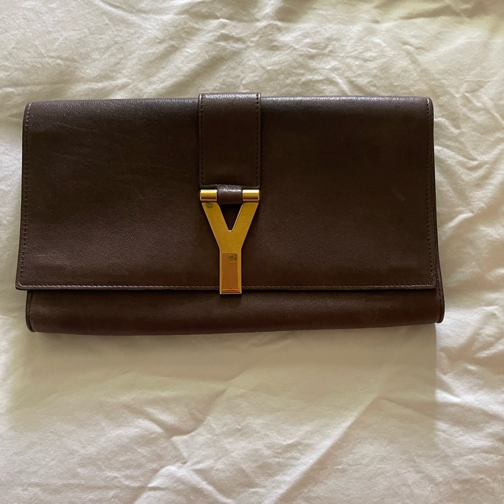 Yves Saint Laurent “Y” Ligne Clutch – Dark Brown Leather – Excellent Condition
